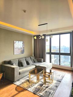 Luxuriously furnished apartment in Mall of Arabia Towers - 6