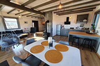 Comfortable holiday home with a terrace and garden - 9