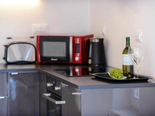 Apartments Villa Capitano - Two Bedroom Apartment with Balcony and Sea View CRNI - 3