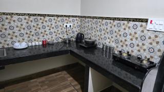 Arti Homestay -2Bhk fully furnished Flat in Apartment - 2