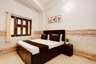 Hotel H P Palace - 7