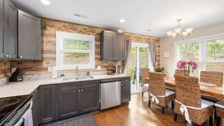 Modern Asheville Townhome 6 Min to Downtown Fire Pit Patio - 3