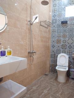 Lavender Hoa Châu Resort - 1