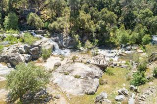 Waterfall Lodge near Yosemite Endless Pool, Hot Tub, Playground - Oakhurst - 2