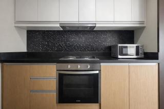 Bright Minimalist 2BR by Theo - 6