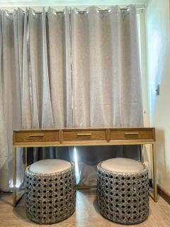 Bright Minimalist 2BR by Theo - 2