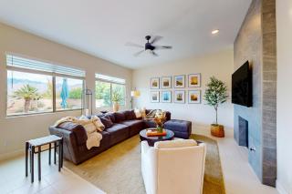 Dog-friendly home with mountain views, ample outdoor space, & washer, dryer - 9