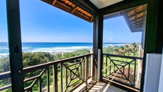 Kubu Bali 6 - Uvongo Beach - 0