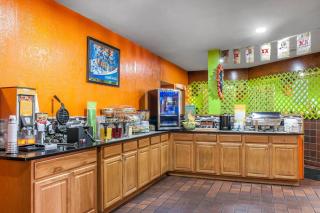 Quality Inn Conference Center Logansport - 2