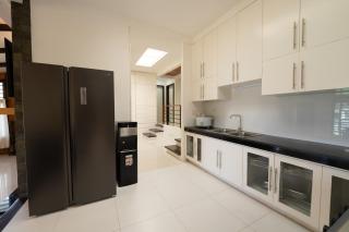5BR Crystal Slopes and 6 slot Reserved Parking - 2