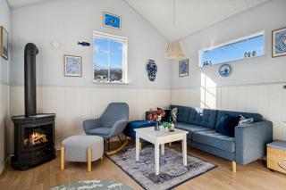 Cozy Holiday Home Near Følle Strand On Djursland - 8