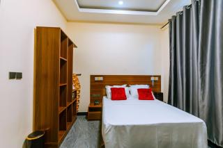 Abbys Home Luxury B&B - 8