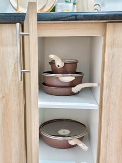 Shore 2 Condotel Near Airport MOA City View - 1