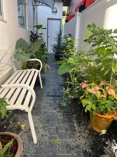 Anda Mantham Hill - 6