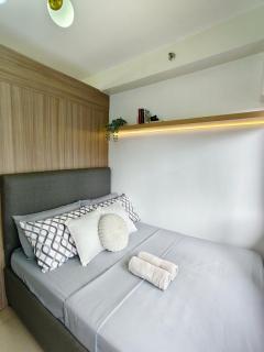 Shore 2 Staycation Condotel at MOA Pasay Near Airport - 9