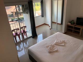 Silver Oaks Hotel - 7