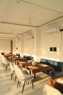 Hotel Nandi Heritage Pusad - 4