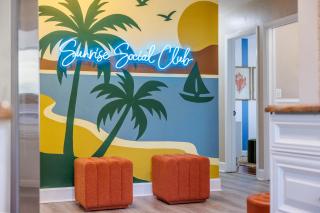 Newly Upgraded Property | New Amenities | New Photos - Clearwater - 5