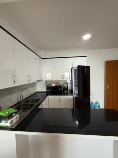 Sea View Shengjin - 2