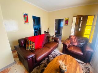 Porcupine's den, neat garden cottage in Tynwald Harare - 0