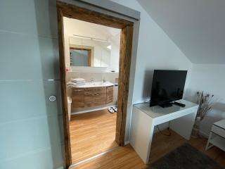 DZ, Bad 26qm, Balkon do is schee - 3