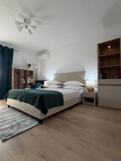 Old Town Cathedral Retreat with free parking - 9