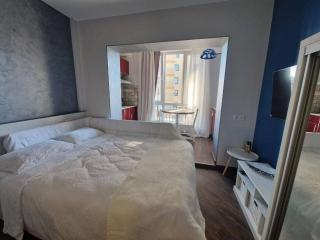 Уютная квартира с панорамным видом Посуточная,почасовая аренда - 1