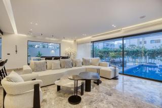 Elite Duplex W Private Pool At Lake View Residence - 4