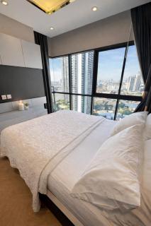 Luxury 2BR River View 360 Pool Gym Access - 3