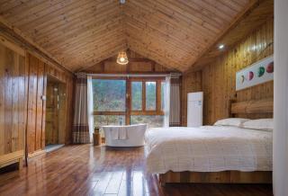 Astria Moruo Retreat - 0