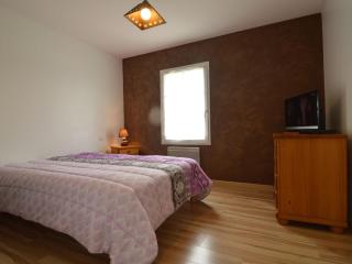 Holiday Home in Avrillé near Sandy Beaches - Saint-Hilaire-la-Forêt - 6