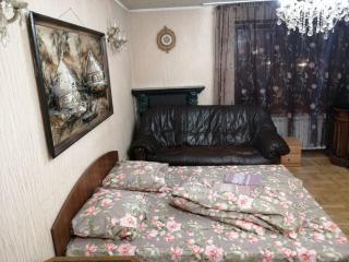 Antonovicha 102 Street - 5