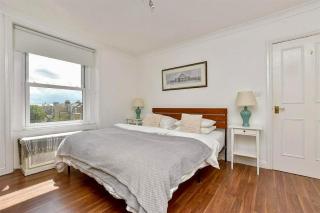 Margate sea views, new flat, beach & cafés centre! - 1