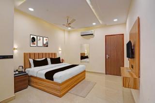 Hotel O THE PVS GRAND - 1