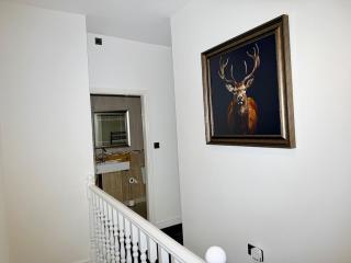 Comfortable 4BR House Ideal for Families & Workers - 4