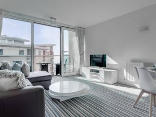 Reflections - Balcony Views of Poole Harbour - 2