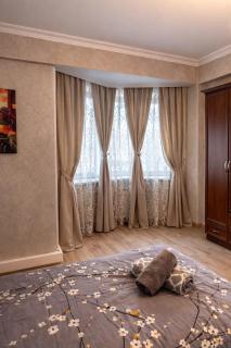 Central Luxe Sea & F1 View - 7