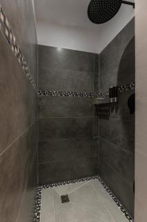 SUITES 107 Evalia Rooms - 2