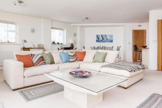 Riva - sea views- 180-Degree Panoramic Views from Balcony - 1