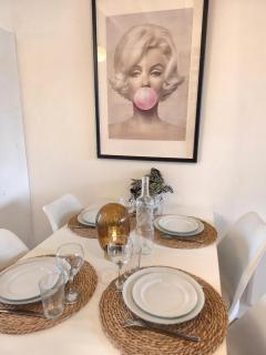 "Studiocaroline44", 2 studios entre la ville et la mer, parking, cuisine, moins de 15min de l'aéroport - 9