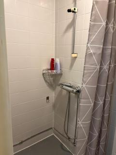 Compact studio with private entrance in the city center - 8