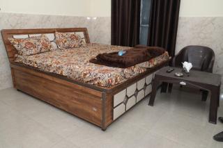 Rajbhoj Hotel & Restaurant - 9