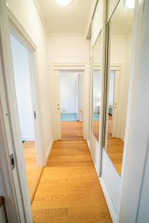 Spacious 3BR Apt at Vasaplatsen Central Gothenburg - 1
