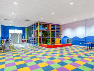 68G Falcon's Reach - Ukc8997 - 1