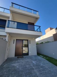 Modern 3-Suite Coastline Home in Prime Location! - 9