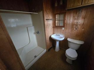 AC4 Northwoods Getaway w Jetted Tub - 5