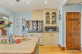 #110 Charming Country Stay at Brook Farm, Somerset-Sleeps 15 - 6 mins to Frome Museum - "Perfect for Contractors and Families - Free Parking" - 2