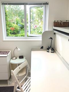 Self contained studio - 7