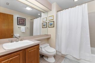 Highridge Court 08 with Wintergreen Advantage - 2