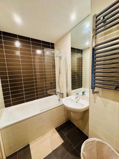 Cosy Central 1BR - Free Parking Walk to Everything - 7